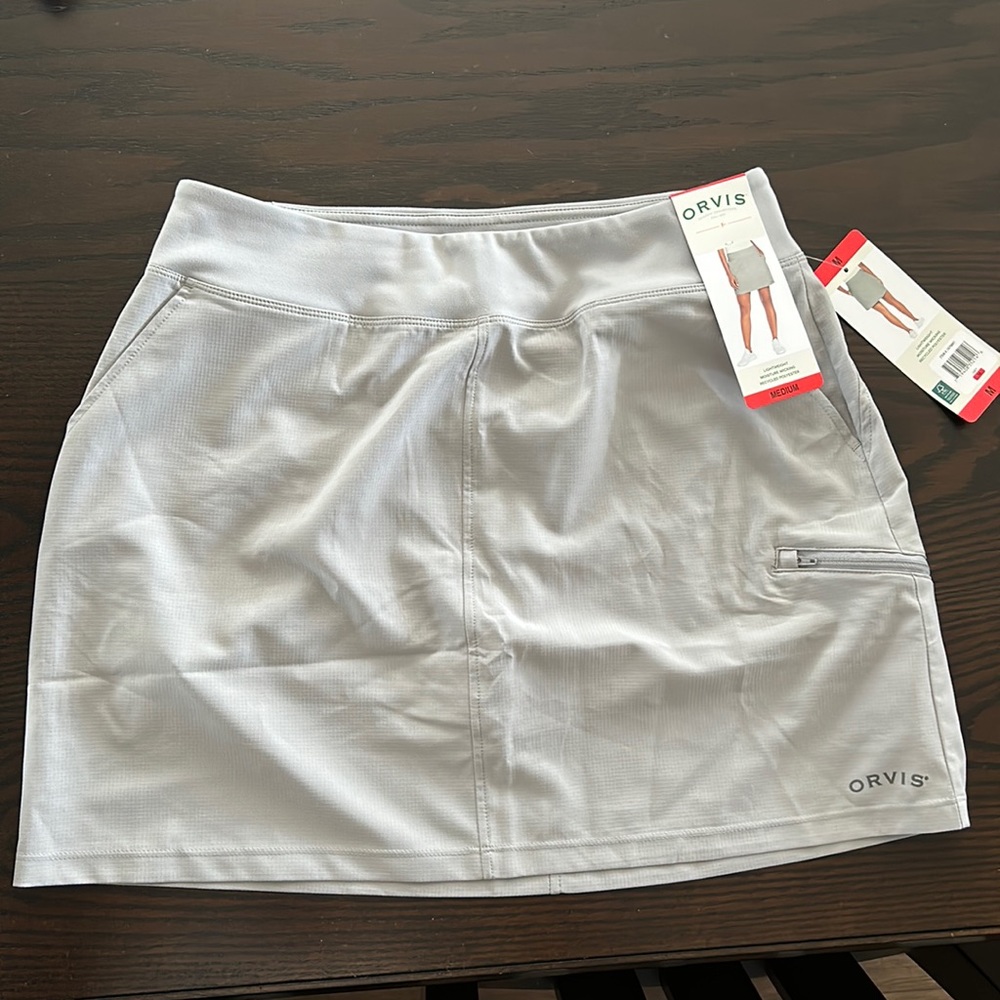 Orvis ladies tech skort NWT GRAY